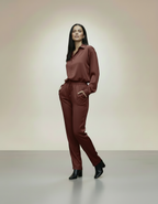 Ensemble ÉCLAT – Ensemble chic satin effet cuir, coupe droite