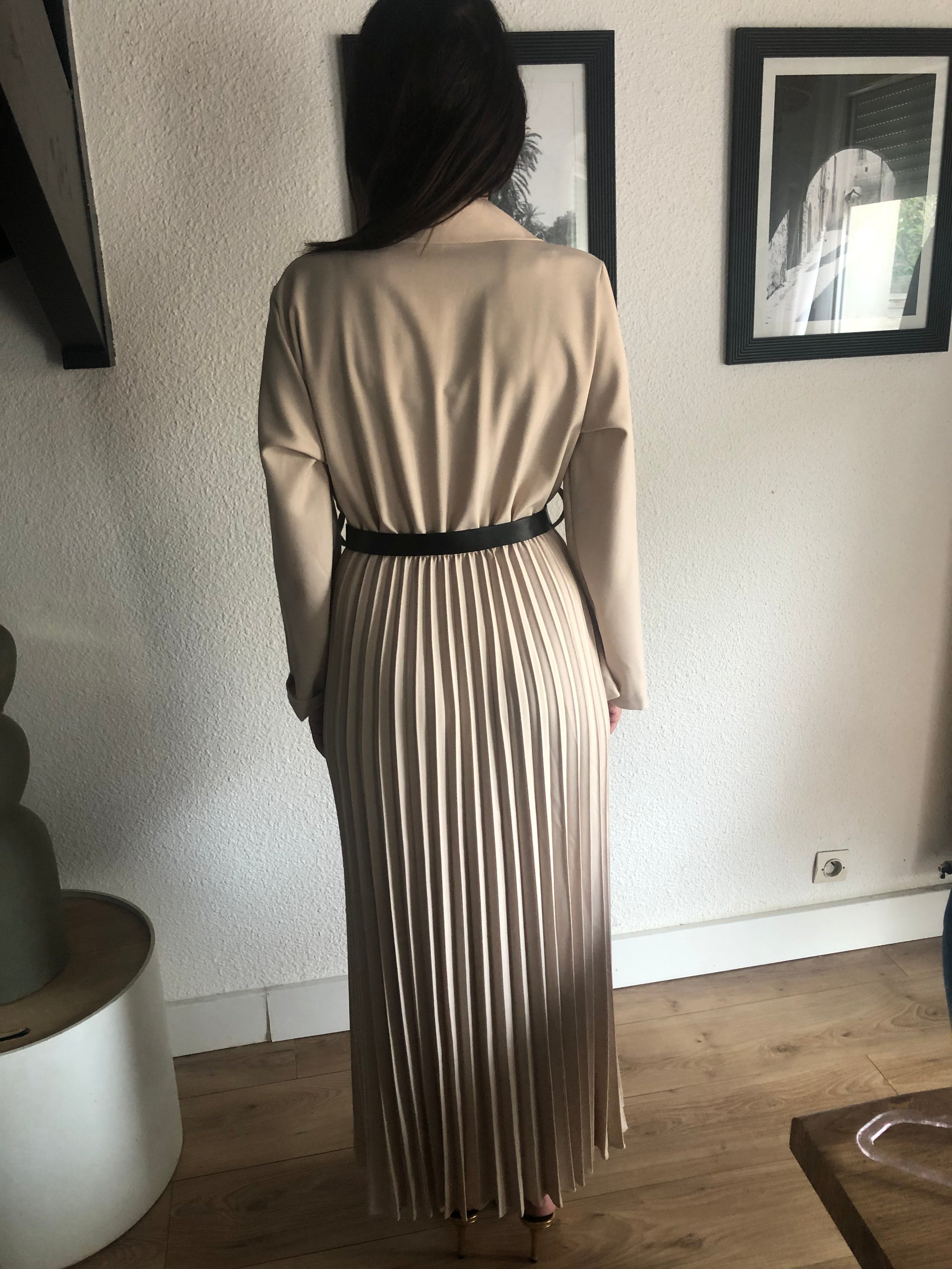👑✨ Robe-Blazer Victoria Créme – Le Must-Have de la Rentrée