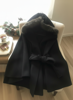 MANTEAU CAPE COL EFFET FOURRURE PIECE UNIQUE