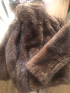 Veste Fausse Fourrure Premium Femme – Manteau Hiver Chic & Doux (Coupe Oversize)