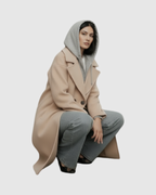 Manteau Icône à Capuche – Élégance Moderne Dolce Vita